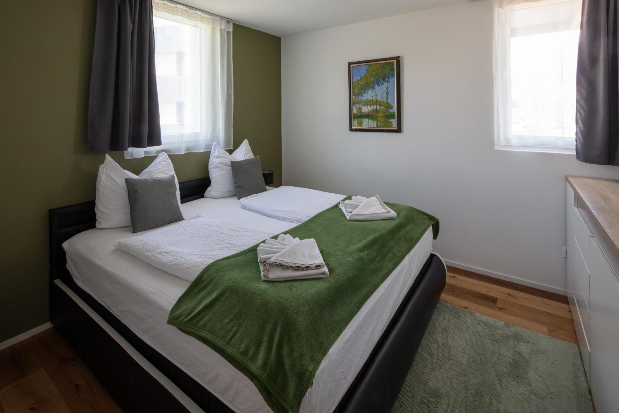 Berg & Berg Apartments - Spiez Self-Check-In Buitenkant foto