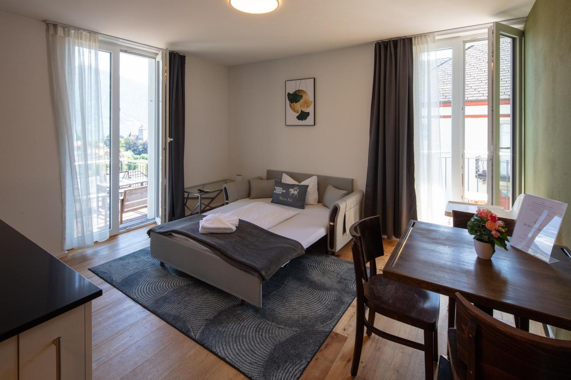 Berg & Berg Apartments - Spiez Self-Check-In Buitenkant foto