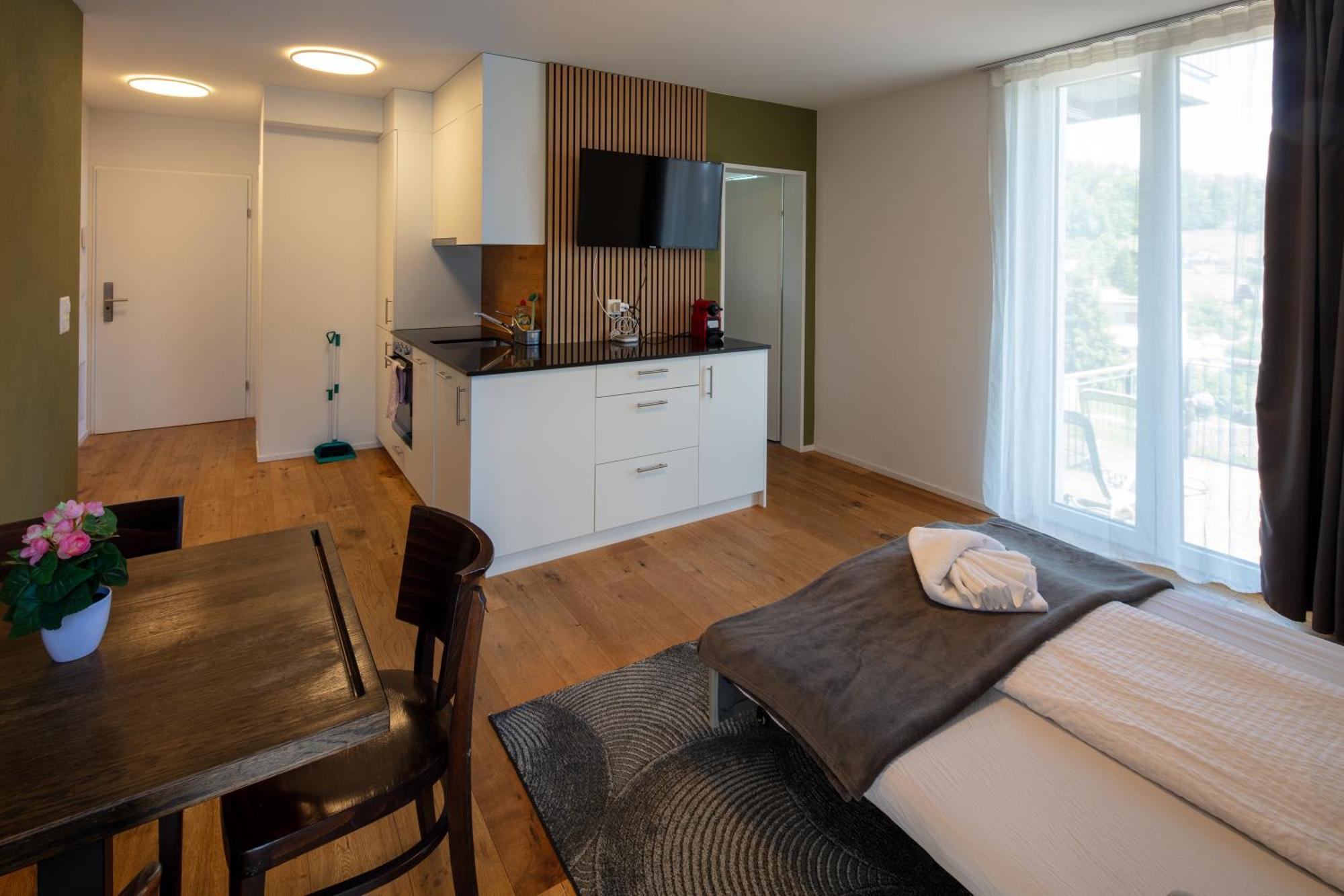 Berg & Berg Apartments - Spiez Self-Check-In Buitenkant foto